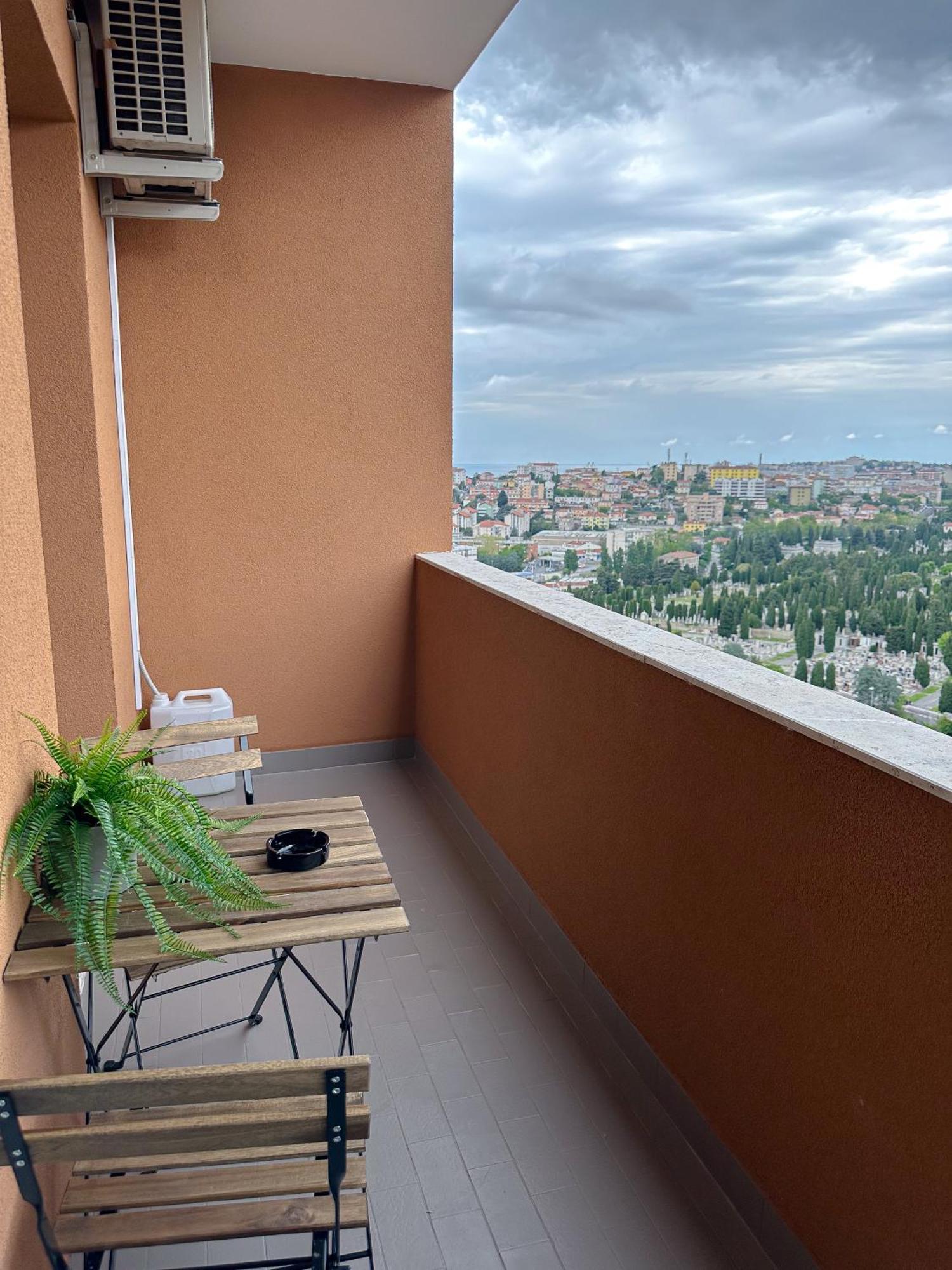 Bora Scura Apartment Triest Exterior foto
